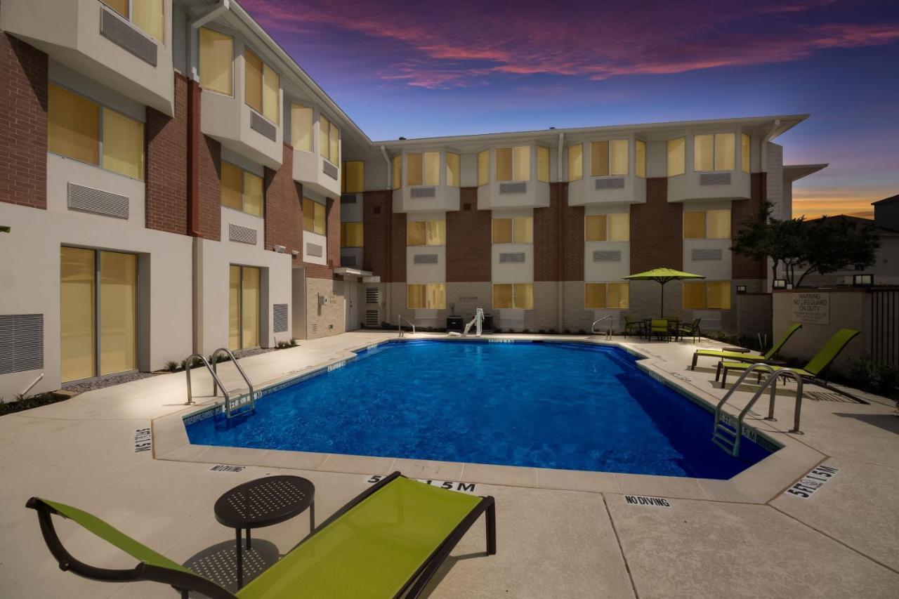 Springhill Suites By Marriott Dallas Nw Highway At Stemmons / I-35East Екстериор снимка