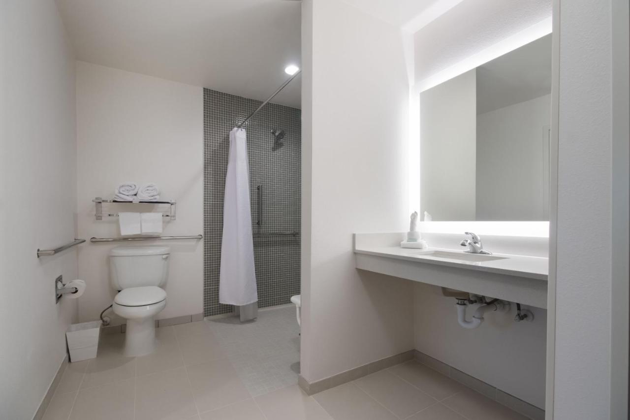 Springhill Suites By Marriott Dallas Nw Highway At Stemmons / I-35East Екстериор снимка